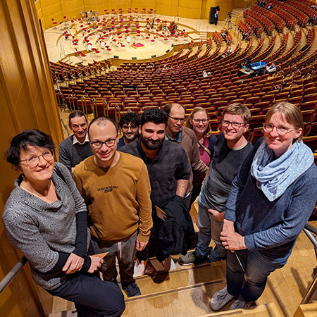 Gruppenbild fixpunkt-Team in der Philharmonie Köln